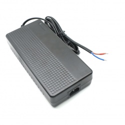  G300-XXXXXX Series Li-ion Battery Charger with Battery Fuel Gauge